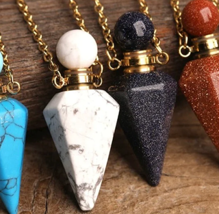 Crystal Quartz Pendulum Urn Perfume Bottle Necklace